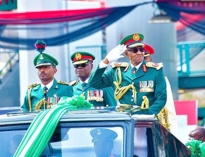 Buhari Arrives Army Parade In Military Regalia